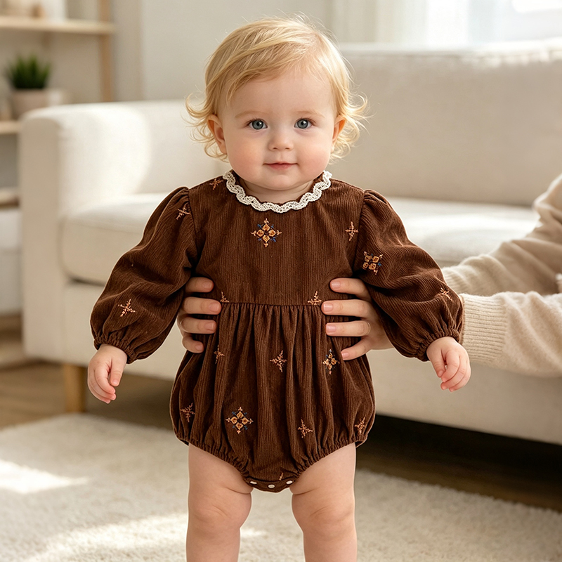 Baby Nursery Embroidery - ชุดรอมเปอร์เด็กทารกผ้าคอร์ดูรอยสีน้ำตาลวินเทจ 0-24 เดือน แขนยาว ปักลาย แต่งปกผ้าลูกไม้